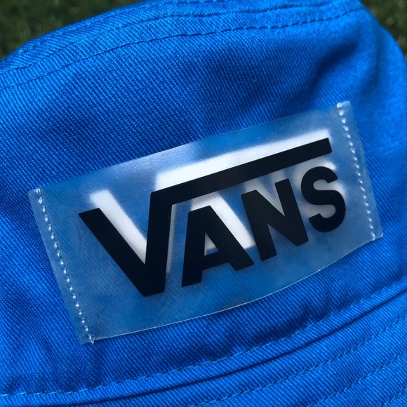 💙VANS BUCKET HAT NWT - Picture 6 of 8